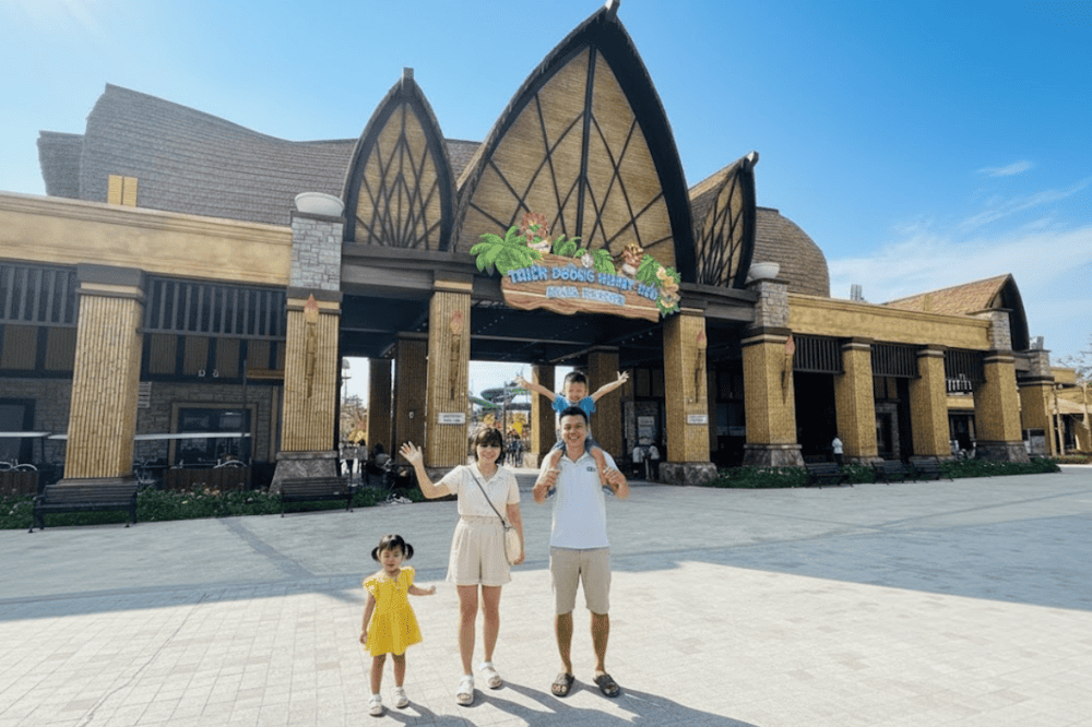 Khu du lịch tại N&uacute;i Dũng Quyết l&agrave; địa điểm tham quan nghỉ dưỡng l&yacute; th&uacute; cho du kh&aacute;ch.